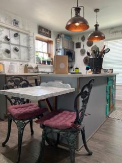 Pet Friendly Graham 2 Bedroom Home Christmas 365 at The Mistletoe Farm - 3