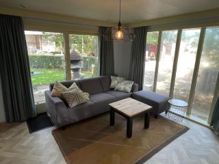 Quaint Chalet in Uden with Terrace - Uden - 7