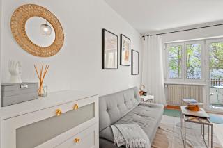 Close to Lake & Balcony 1 BDR Wollishofen Self Check In - Zurich - 1