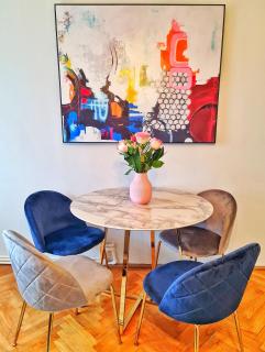 Arc de Triomphe BlissBoutique - 3