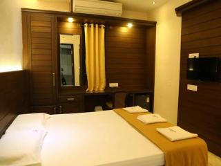 ENCLAVE INN - Chennai - 8