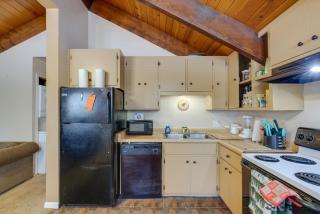 Pinecrest Dodge Ridge Cabin Shared Outdoor Space - 4