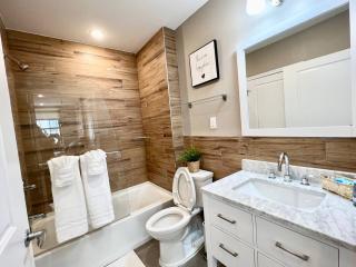 408 Modern styles apartment in center city of Philly - 5