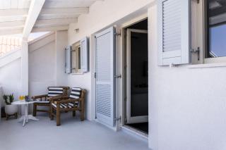 Charming Seaside House - Pag - 4