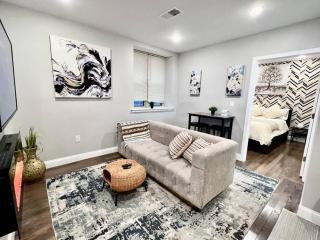 305 Cozy and lovely 1BDR apartment in Center City - 0