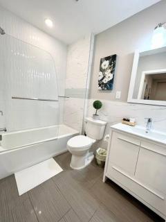 305 Cozy and lovely 1BDR apartment in Center City - 2