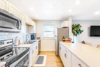 The Jewel of Elkhart, Lower Unit - Elkhart - 7
