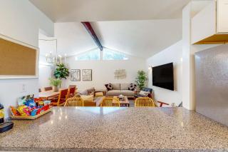 The Jewel of Elkhart, Lower Unit - Elkhart - 6
