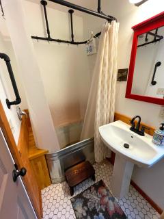 Kataluma Inn, Sandpoint, Idaho - entire cozy cabin - Sandpoint - 1
