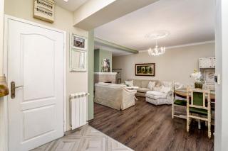 French House - Belgrado - 6