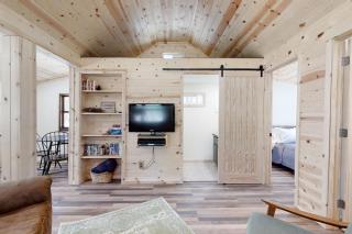 Little Pine Cabin at Big Pine Retreat - 6