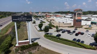 HomeTowne Studios by Red Roof and Conference Center Chicago - N Aurora Naperville - North Aurora - 3