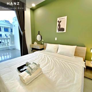 HANZ TM01 Monstera Lago Grand World - Phu Quoc - 2