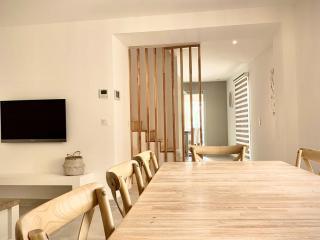 Maison rénovée avec garage et terrasses à Mèze - FR-1-604-43 - Mèze - 6