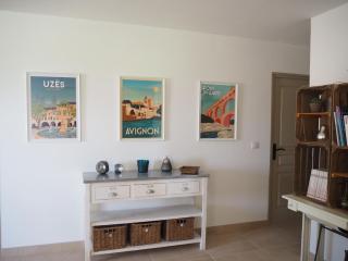 Pretty modern holiday home with pool and views of the vineyards, Domazan - Domazan - 4