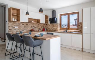 3 Bedroom Nice Home In Kavran - 8