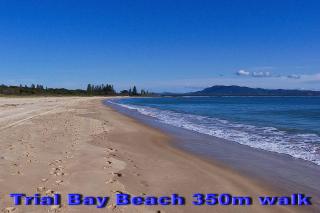 Trial Bay Beach Cabin 2 - Bring your own linen. - Arakoon - 9