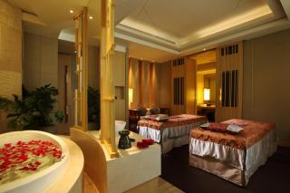 Renaissance Tianjin Lakeview Hotel - 7
