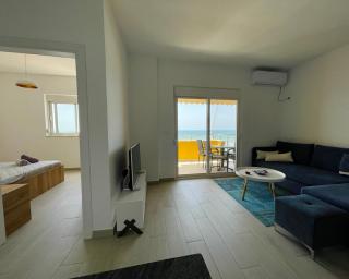 Blue and Salmon apartments - Durrës - 8