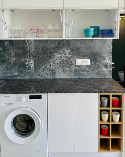 Blue and Salmon apartments - 5