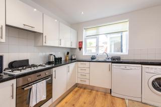 Gertrude House - Spacious 3BR Bungalow in Nottingham - Nottingham - 8