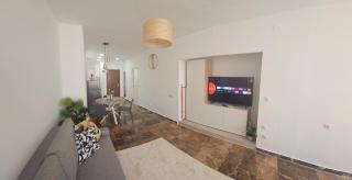Tao City Center Apartment with Fee wifi and Air con BY NAMASTE ELITE - Torremolinos - 0