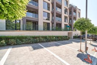 ATEA Poolside Apartments & Steps from the Beach - 6