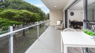 Modern Beachside Escape - Woorim - 2