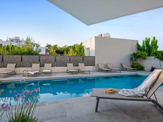 Sanders Olive - Paphos - 5