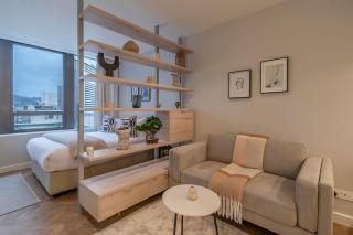 Cityscape Haven: Stylish Studio - Kaapstad - 0