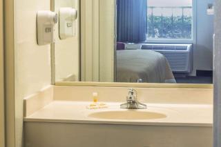 Days Inn by Wyndham Lake Park/Valdosta - Lake Park - 7