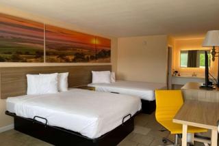 Days Inn by Wyndham Branson Near Theatre District - Branson - 3