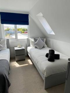 Flat Lode Nook Modern 2 bed home with hot tub - Pool - 4