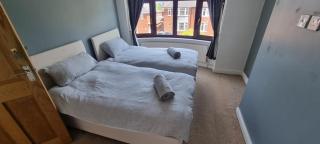 Thorpe House Suites - 9