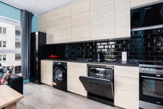 Modern Apartment with Balcony & FREE GARAGE Poznań by Noclegi Renters - Poznań - 1