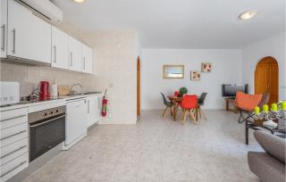 Cozy Apartment In Cautivador With Wifi - 6