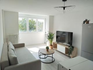 KEZA's Apartment - Strasbourg - Estrasburgo - 0