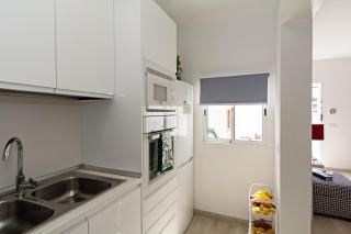 2BR Terrace Home - 10 min walk to the Beach - 4