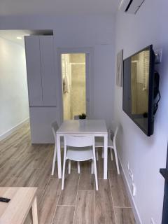 Plaza Castilla Apartments - Madrid - 1