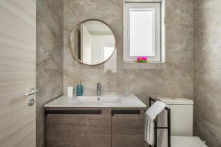 Dome Sunset Views Apartment - 5