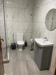After 5 Apartment 1- 3 spacious en-suite bedrooms - Freetown - 2