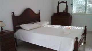 Lovely 4-Bed Apartment in Estombar - Estômbar - 4