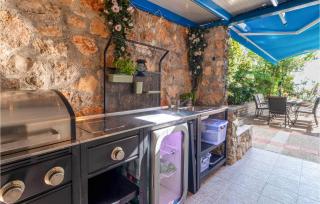 3 Bedroom Amazing Home In Kraljevica - 3