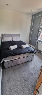 Thorpe House Suites - 7