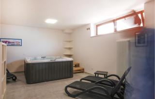 Gorgeous Home In Servigliano - 8