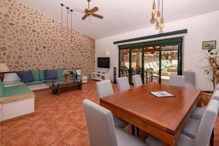 Villa Nogues by Sealand Villas - Cala Sant Vicenç - 3