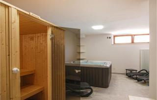 Gorgeous Home In Servigliano - 6