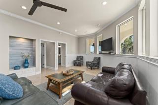 Belleza Del Mar With Game Room And Lakefront Pool - Destin - 4