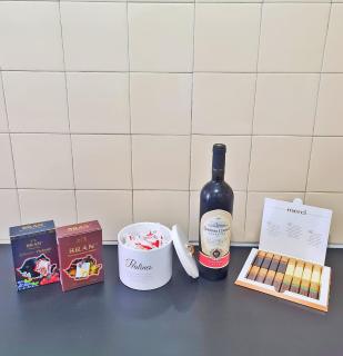 Arc de Triomphe BlissBoutique - 6