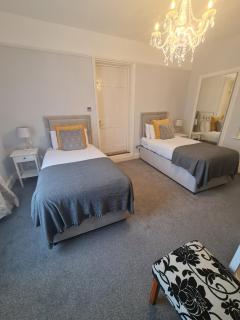 Beaufort Lodge - Central Location & Free Parking - 5